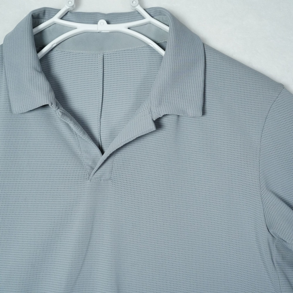 Lululemon Evolution Polo Shirt Mens Grey Short Sleeve Perforated Mesh Small